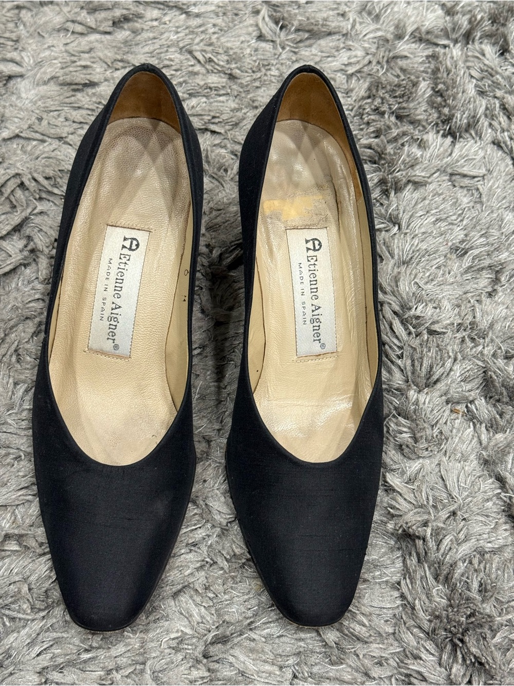 VINTAGE ETIENNE AIGNER Black W Block Heels Cap Toe